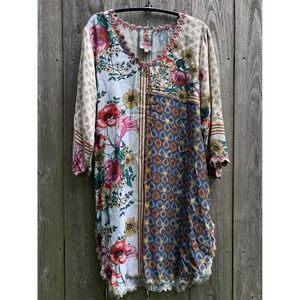 JOHNNY WAS Shana Tunic Blouse Floral Geometric Mixed Pattern Scallop Trim Sz S